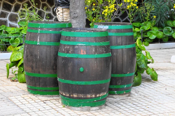 Barril de madera antiguo decorativo — Foto de Stock