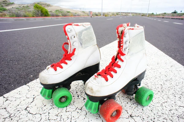 Stary klasyczny biały skate Boot — Zdjęcie stockowe