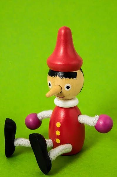 Pinokyo oyuncak heykel — Stok fotoğraf