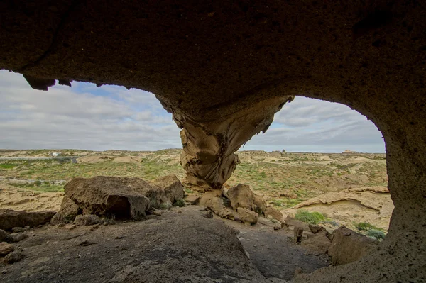 Natural Arch in the Desert — Stock Photo, Image