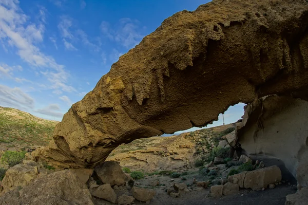 Arco natural en el desierto — Foto de Stock