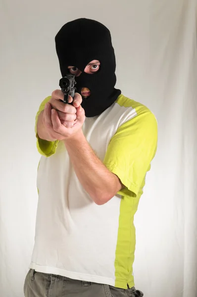 Man met een pistool-pistool — Stockfoto