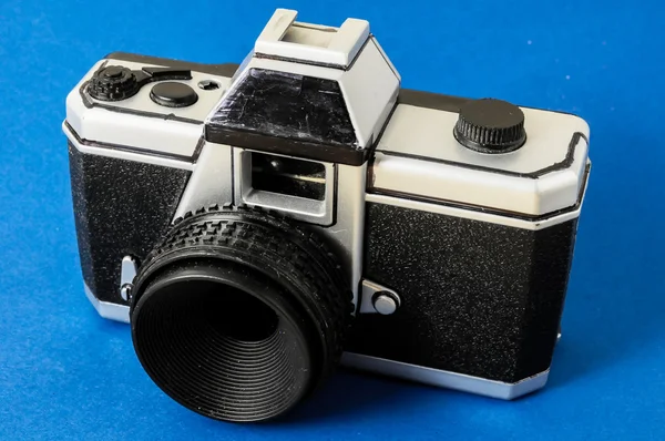 经典的 35 毫米塑料玩具相机拍照 — 图库照片