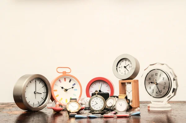 Many different Clocks — Stock Photo, Image