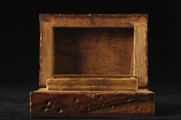 El yapımı antik antika ahşap kutu — Stok fotoğraf