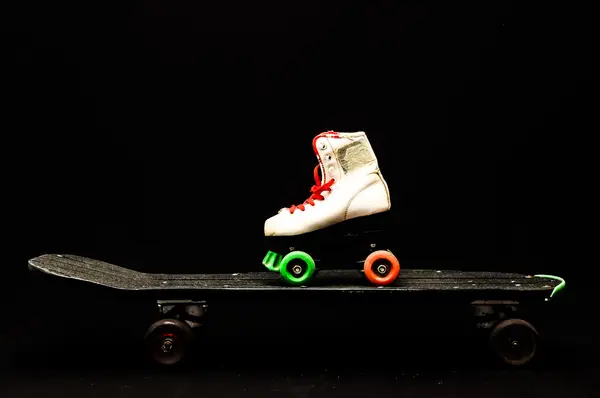 Old Used Wooden Skateboard — Stock Photo, Image