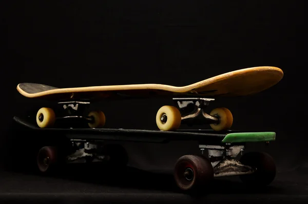 Skateboard in legno vecchio usato — Foto Stock