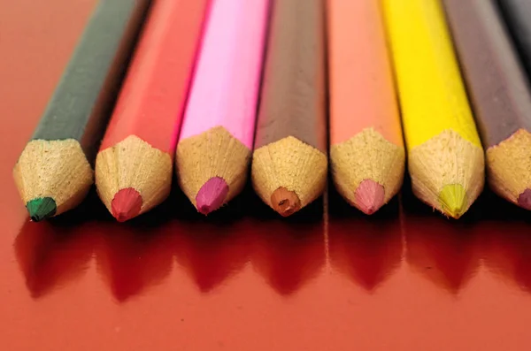 Nowe Ołówki Teksturowane Zestaw Kolorowe Tło — Zdjęcie stockowe