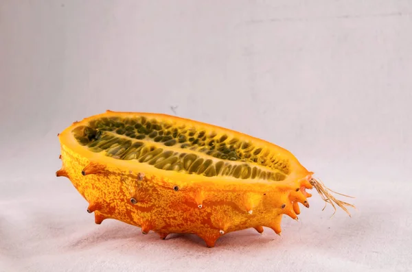 Kiwano Cucumis Metuliferus Exotische Tropische Oranje Groente — Stockfoto