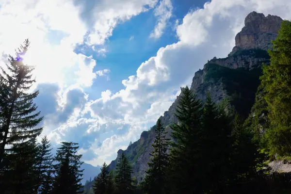 Berg Und Himmel Foto Als Hintergrund Foto Als Hintergrund Digitales — Stockfoto