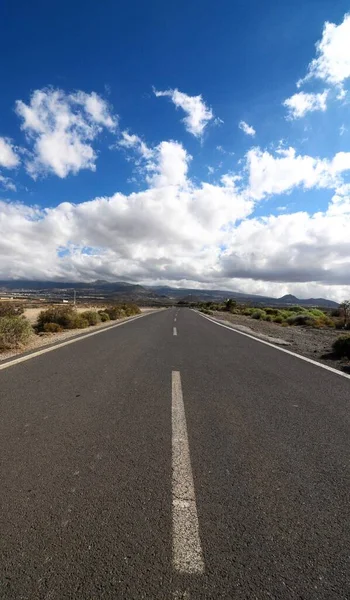 Osamělá Cesta Poušti Kanárských Ostrovech Tenerife — Stock fotografie