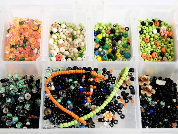 Materiály Výrobě Ručně Vyráběné Šperky Izolované Bílém Pozadí — Stock fotografie