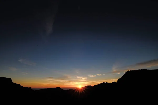 Захід Сонця Горах Фото Фон — стокове фото