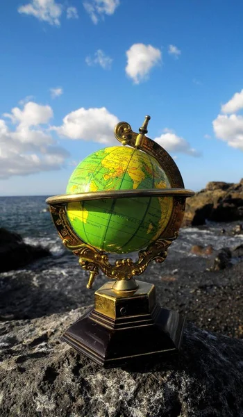 Ancient Vintage Globes Planeta Terra Perto Oceano Atlântico — Fotografia de Stock