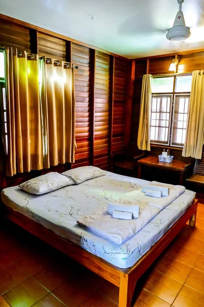 Yatak Odasının Içi Güzel Dijital Fotoğraf — Stok fotoğraf