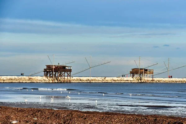 Wooden Fishing Cabins Beach —  Fotos de Stock