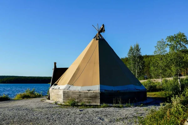 Vieux Wigwam Près Lac — Photo