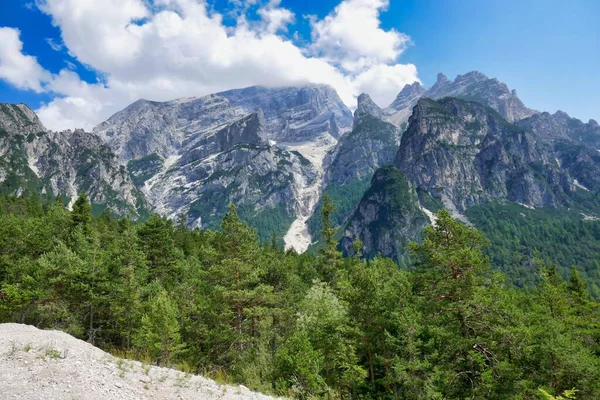 美丽的山景 — 图库照片