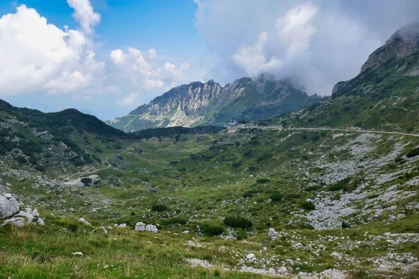 Bellissimo Paesaggio Delle Montagne — Foto Stock