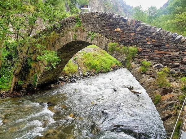 Puente Sobre Río Andorra Entre Francia España — Foto de Stock