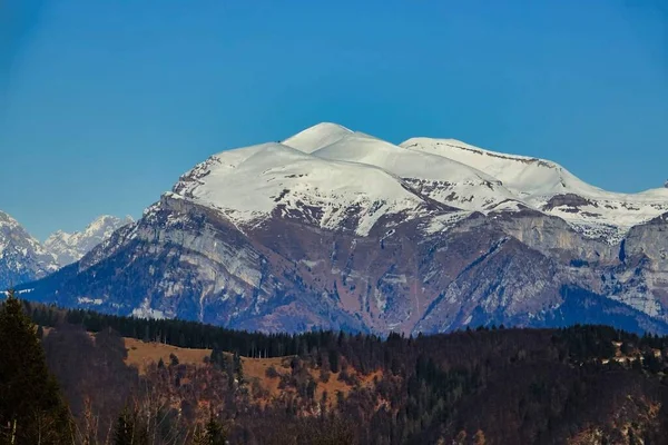 Hermoso Paisaje Con Montañas Nieve — Foto de Stock