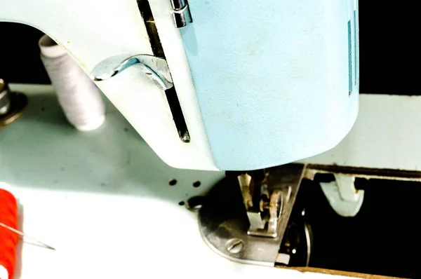 Sewing Machine Needle Thread — Stock Photo, Image