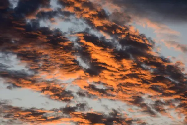 Piękne Zachody Słońca Niebo Chmurami — Zdjęcie stockowe