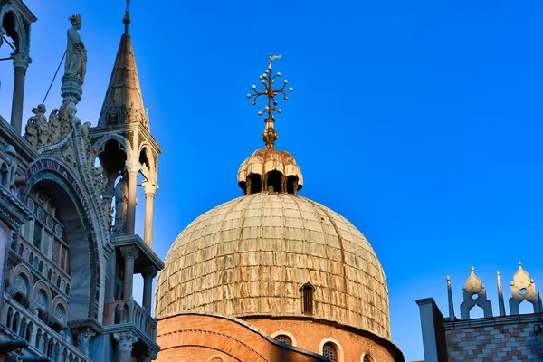 ヴェネツィアの美しい建築の景色 イタリア — ストック写真