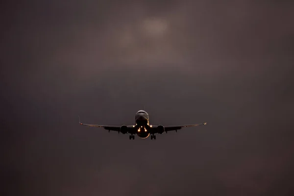 Photo Picture Silhouette Airplane Flying Sky — Stock Photo, Image