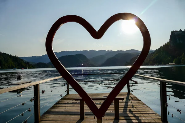 Love Heart Shaped Monument Lake Slovenia — ストック写真
