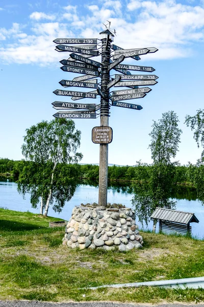 Wooden Signpost Outdoor Nature Park —  Fotos de Stock