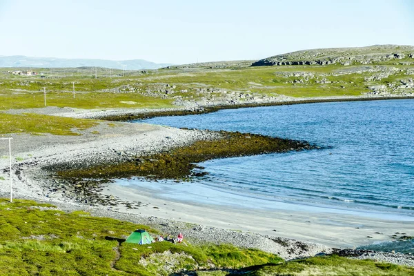 Vackert Landskap Med Sjö Och Berg — Stockfoto