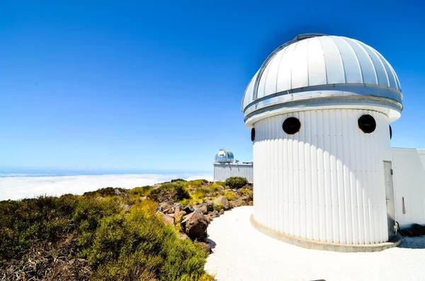 Telescopio Del Observatorio Del Edificio —  Fotos de Stock