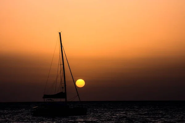 Naturskön Bild Vacker Havsutsikt Vid Solnedgången — Stockfoto