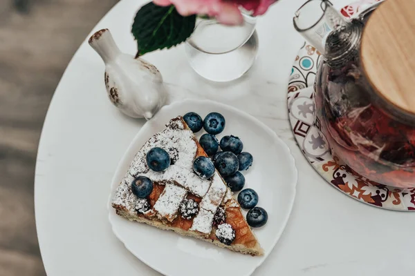 berry pie and tea for breakfast