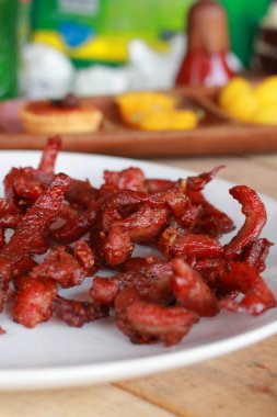 Kızarmış domuz - kuru domuz eti