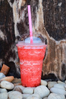 Çilekli Smoothie.