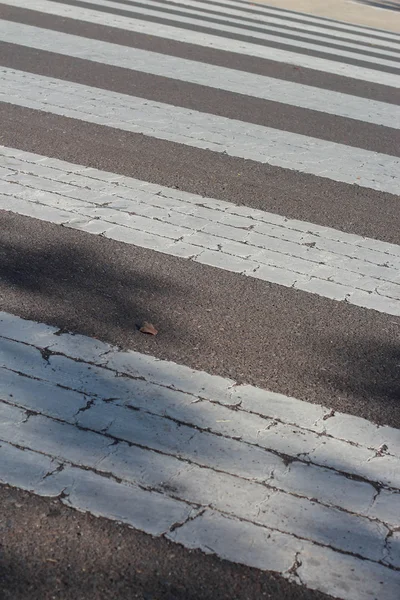 Crosswalk na rua. — Fotografia de Stock