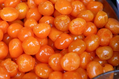 pişirme için tuzlu yumurta sarısı.