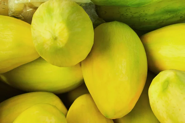 Peel mango marknaden. — Stockfoto