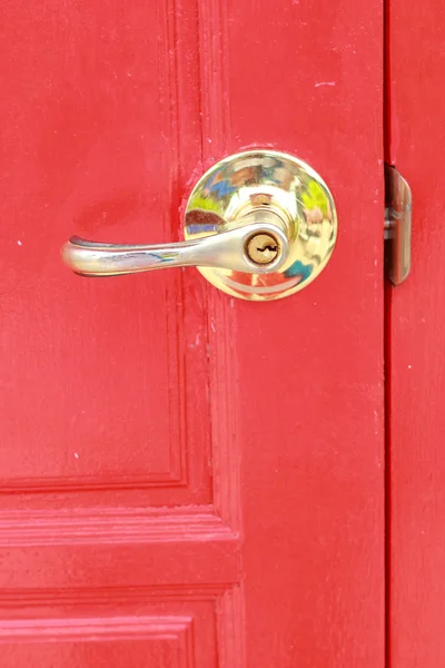 Kırmızı kapı — Stok fotoğraf