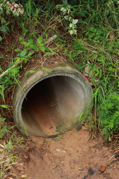 Concrete drainage tank — Stockfoto