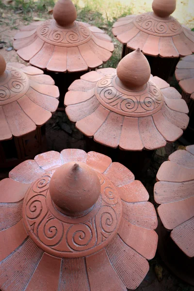 装饰精美的陶器 — 图库照片