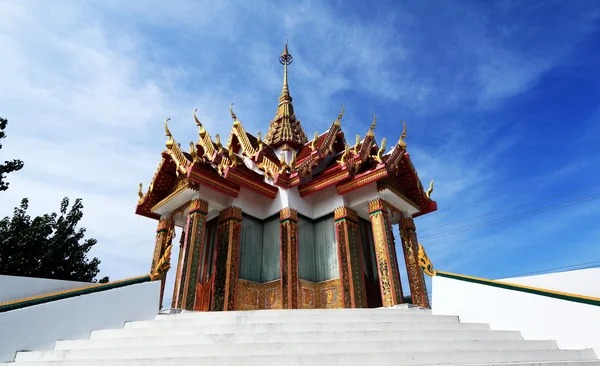 Templo - Wat Tailandia hermoso —  Fotos de Stock