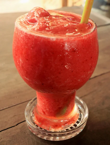 Erdbeer-Smoothie — Stockfoto