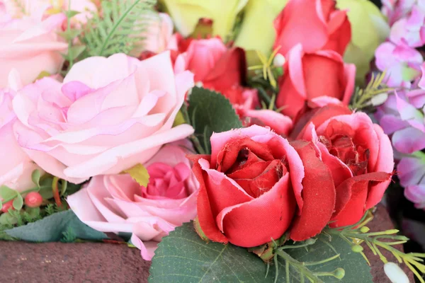Bella rosa di fiori artificiali — Foto Stock