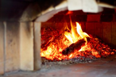 ahşap yangın fırın pizza yapmak için.