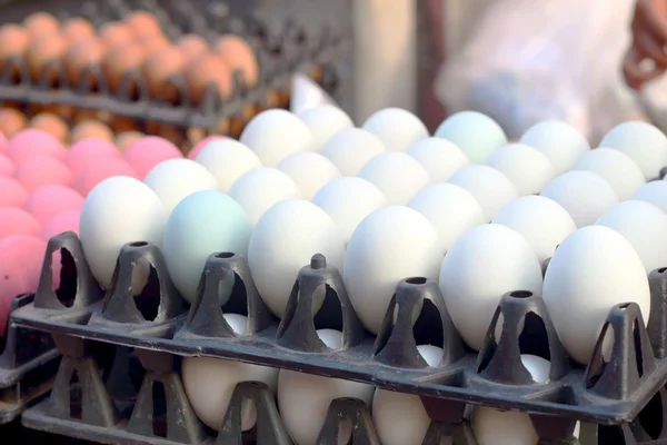 Ovos de pato salgados no mercado — Fotografia de Stock