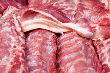 çizgili domuz - pazarda dokulu