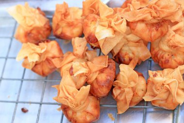 Asya stil tatlı patates kızartması.